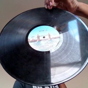 old LP Album LONDON TOWN/ WINGS